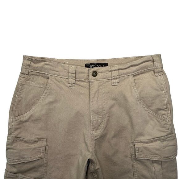 Lincoln Outfitters Men's Tan Cargo Shorts - Picture 3 of 11
